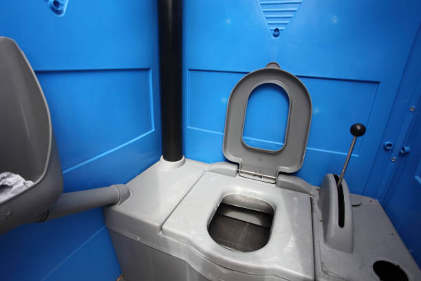 Types of Portable Toilets We Offer in Wenonah, NJ
